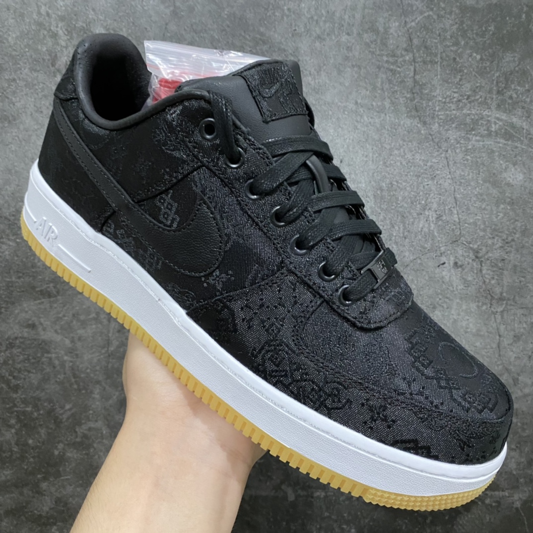图片[3]-Top纯原 CLOT x Fragment Design x NK Air Force 1 Premium 空军一号联名闪电黑丝绸CJ3986-001 全套原原楦纸版 越南原大装底 内置全 气掌垫 采用韩原国装进口丝绸 内层采原用厂Sadisa头皮层料 双可层撕 可性玩极高 3D精准雕刻纹理晰清细致 全套同官步方原厂配件 附赠黄米鞋带 官正方确原盒包装 中底原拉厂帮 尺码： 36 36.5 37.5 38 38.5 39 40 40.5 41 42 42.5 43 44 44.5 45 46-选品中心