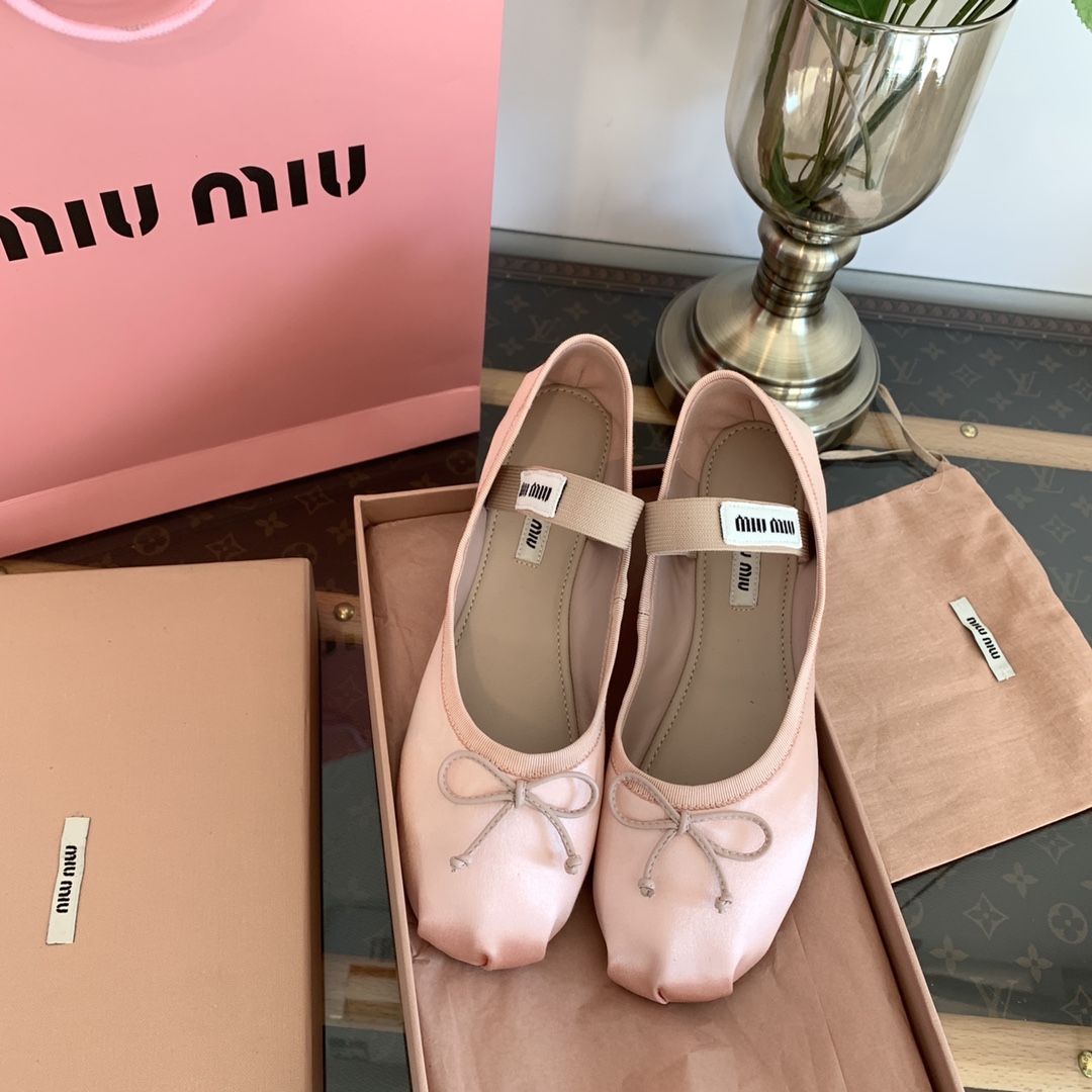 Miu Miu ballet flats satin pink flat bow