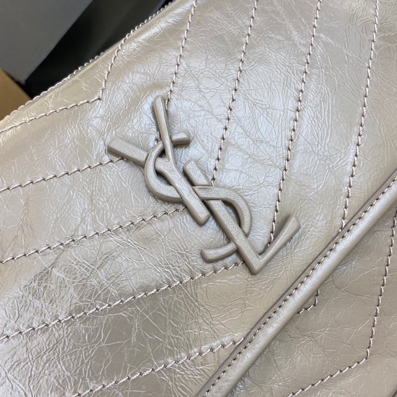 Saint Laurent 油腊浅灰/古银 NIKI～28cm 爆裂纹 超多明星 同款