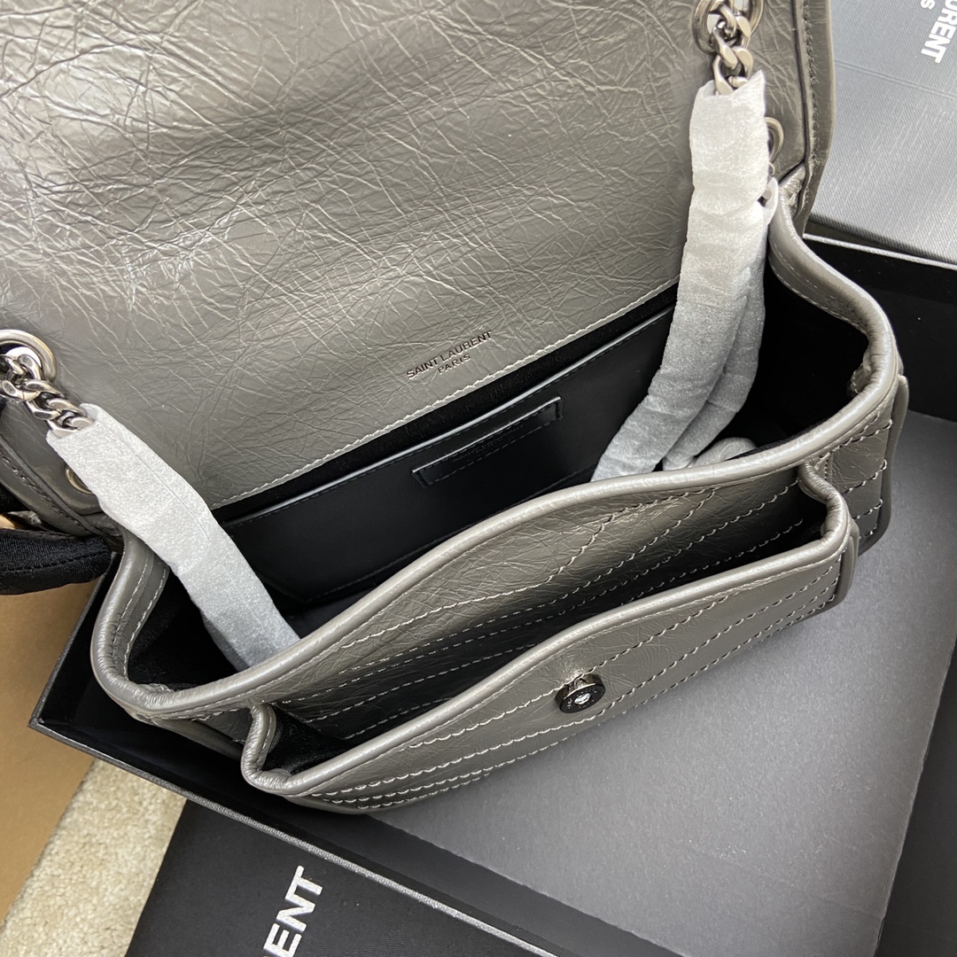 Saint Laurent 油腊深灰/古银 NIKI～22cm 爆裂纹 超多明星 同款