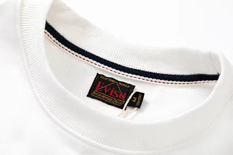 Fashionable Collar Coat: Seagull Decoration, Pure Cotton, Classic Elements, Black & White. - 图片 6