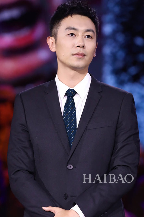 GUCCI古驰100%顶级提花真丝双G花朵领带
