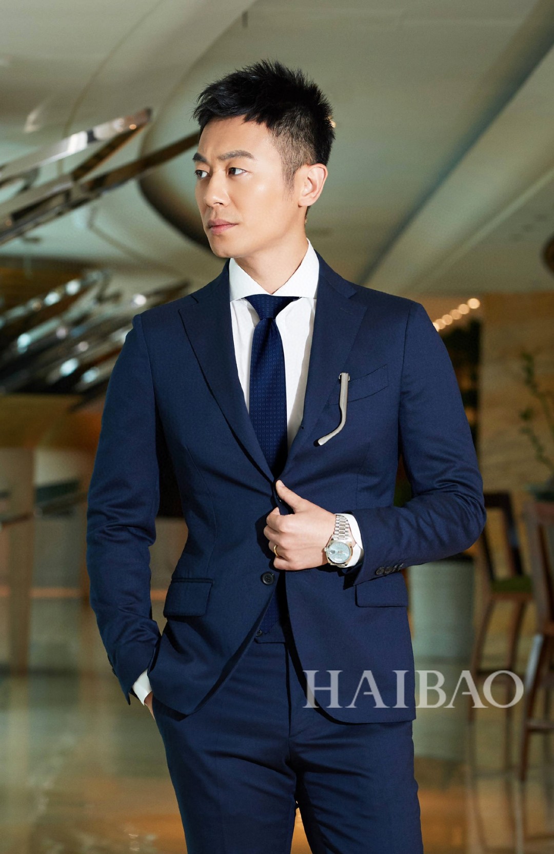 Hermes爱马仕100%顶级斜纹真丝亮色H领带