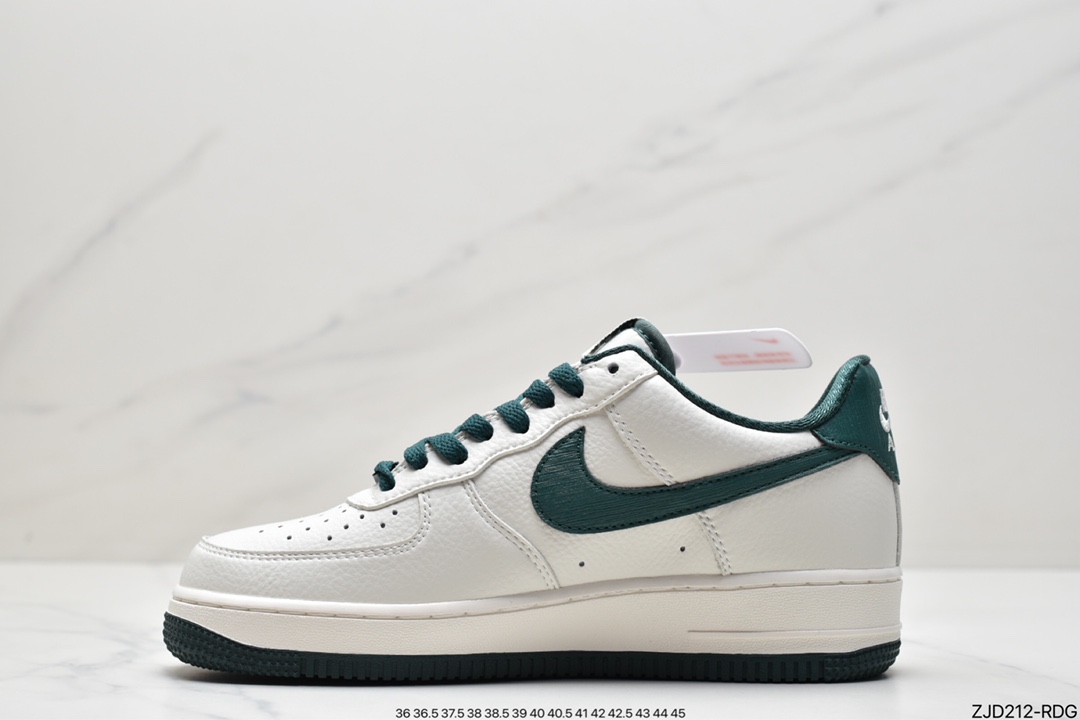240 耐克/Nike Air Force Low 空军一号低帮休闲板鞋 DO5220-169