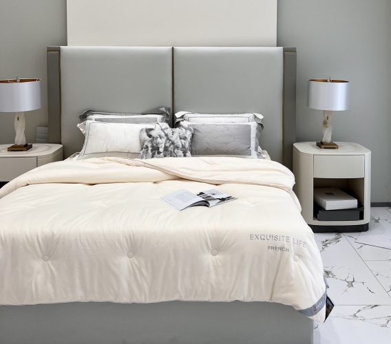Exquisite Life French Style Ultra-Soft Moisture Wicking Thermal Quilted Comforter 1 Exquisite Life French Style Ultra-Soft Moisture Wicking Thermal Quilted Comforter