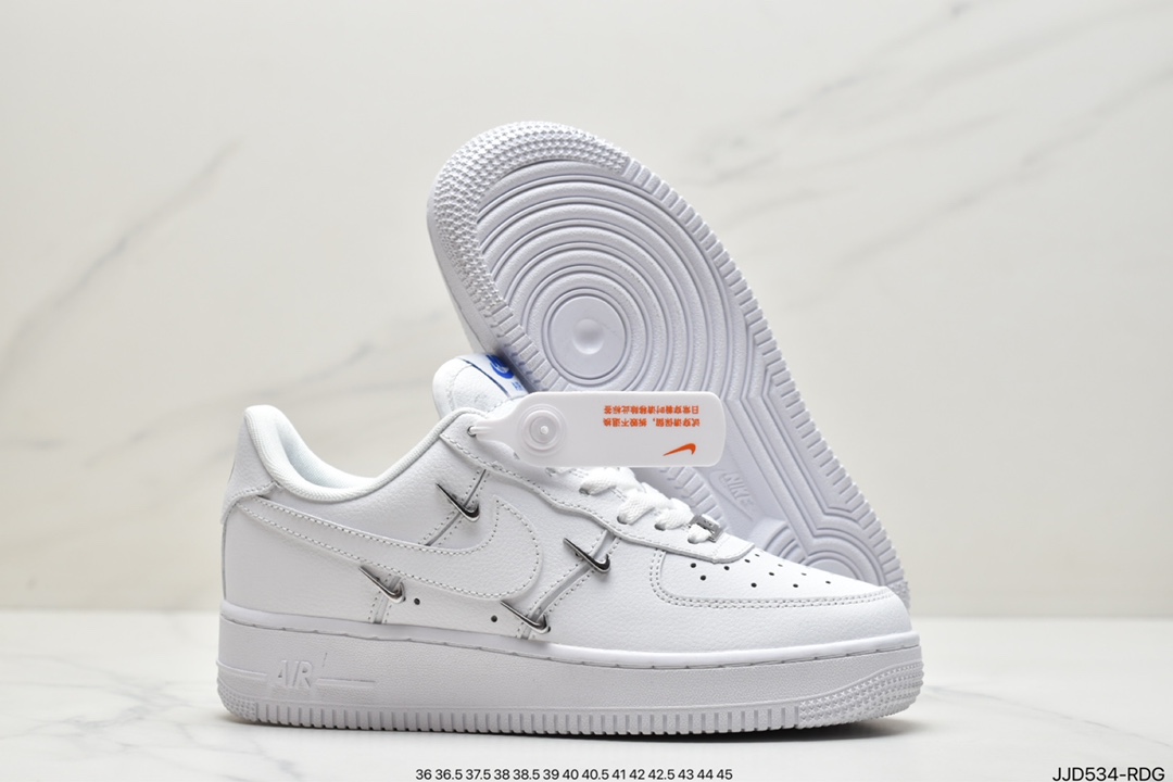 130 Air Force 1 Low ’07 ”All white” “联名小银勾” 全白的空军一号CT1990-100
