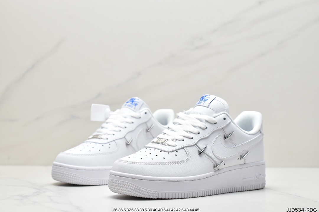 130 Air Force 1 Low ’07 ”All white” “联名小银勾” 全白的空军一号CT1990-100
