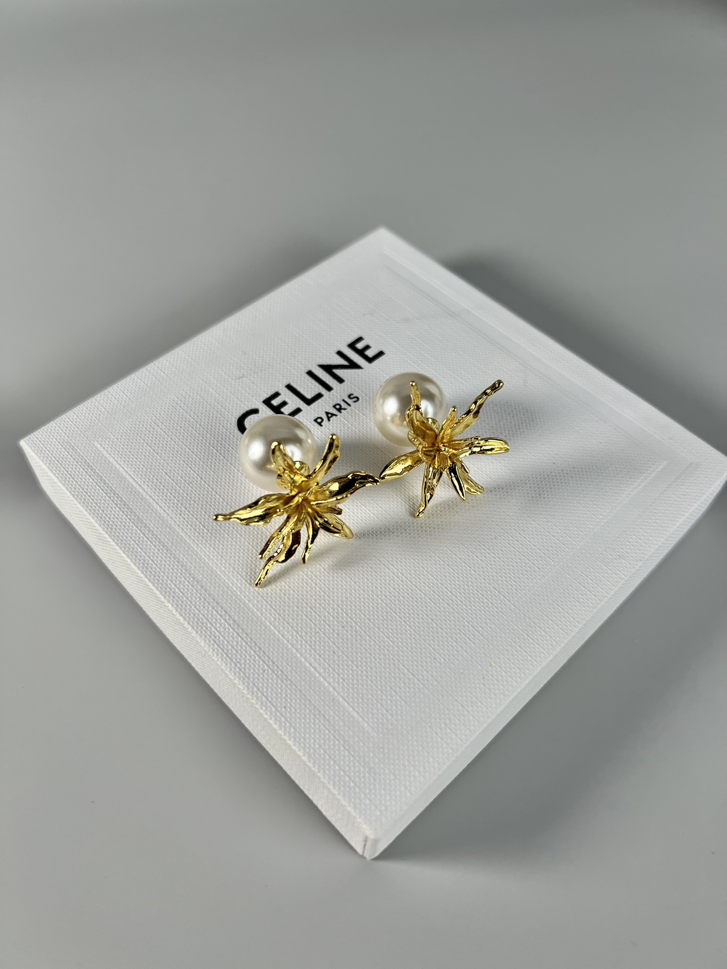 Celine 珍珠 耳钉