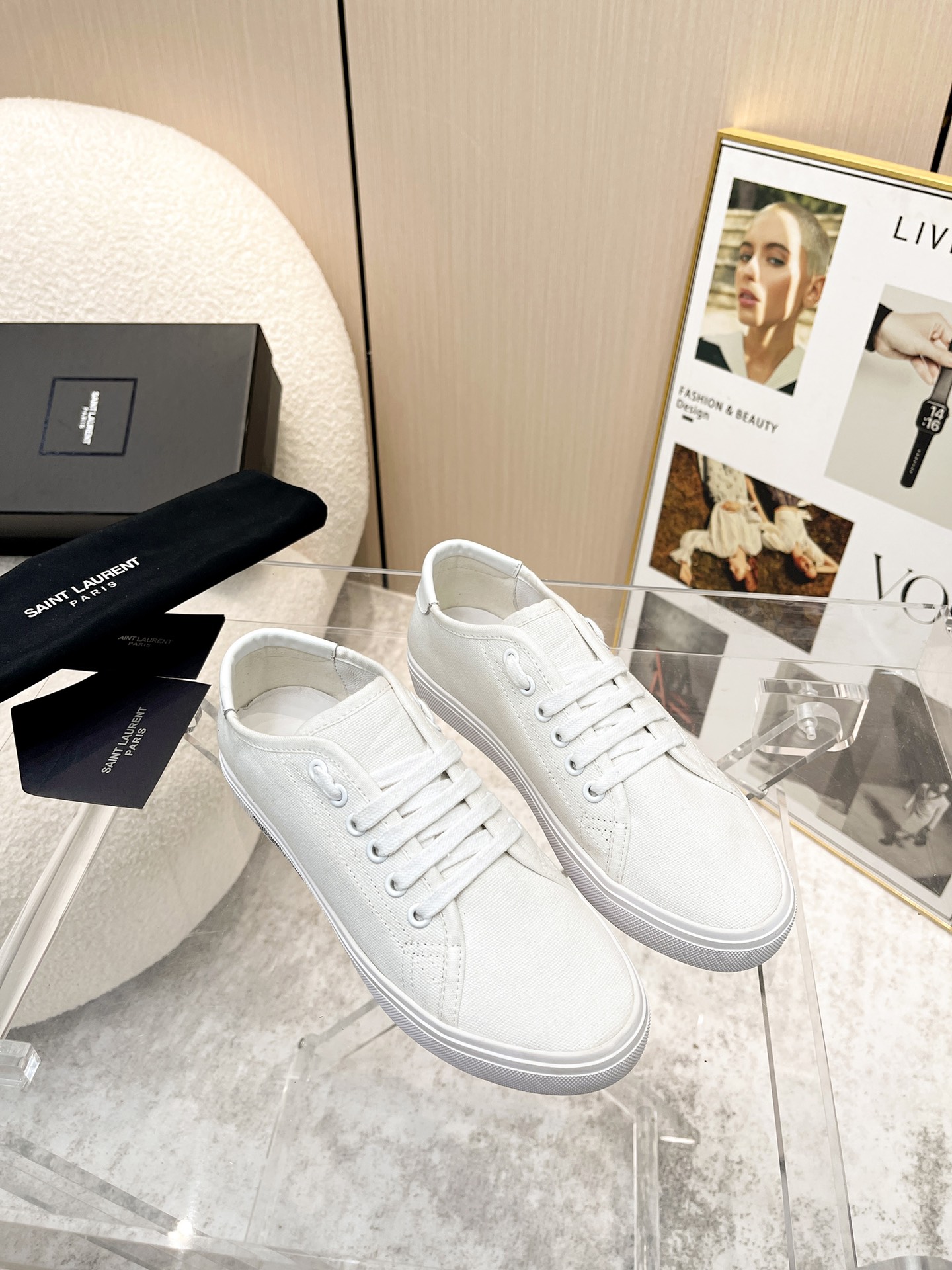 Saint Laurent Sneakers with Enhanced Comfort and Stability, Featuring Unique Design and Premium Materials. - 图片 3