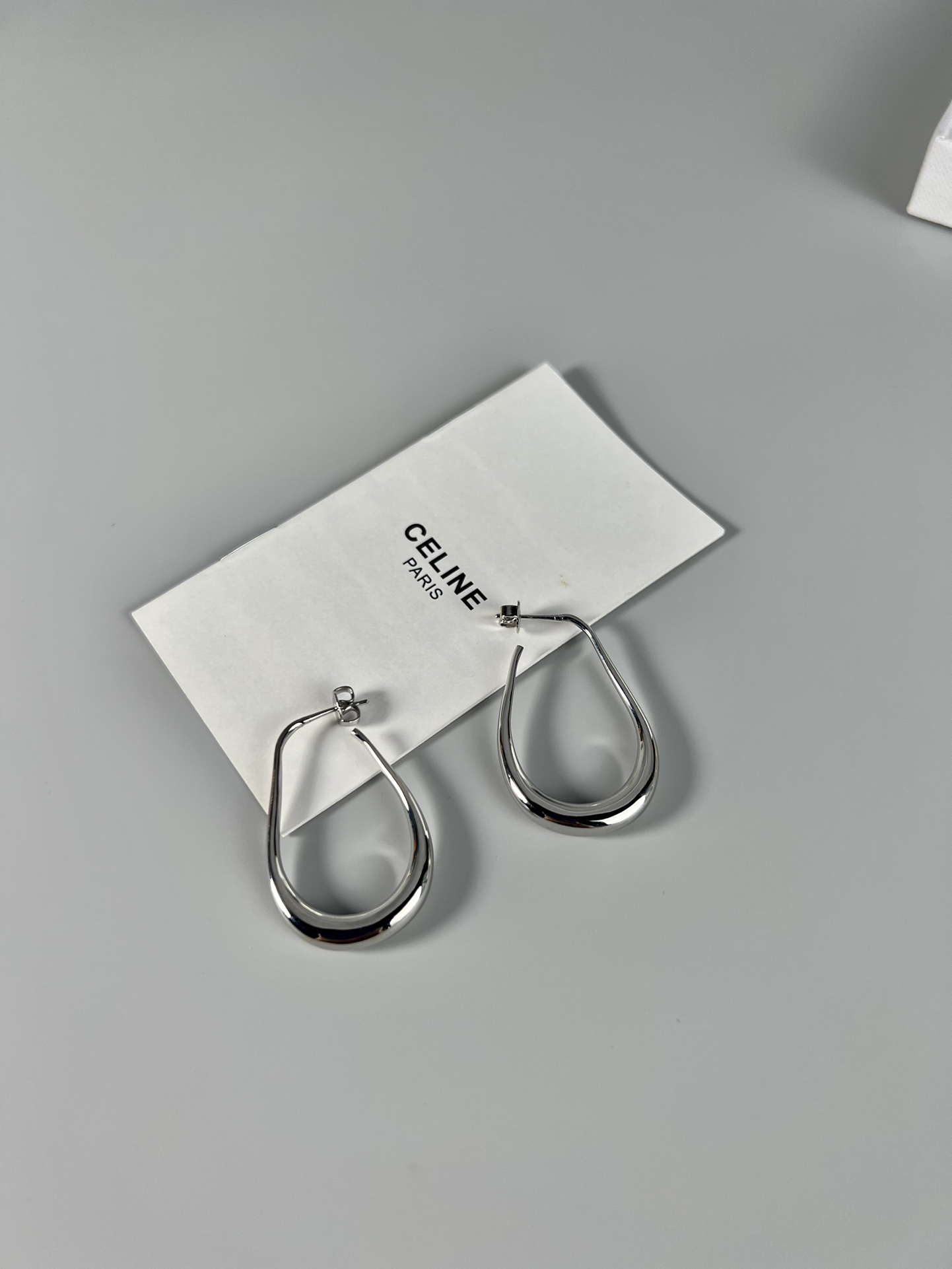 Celine 耳钉