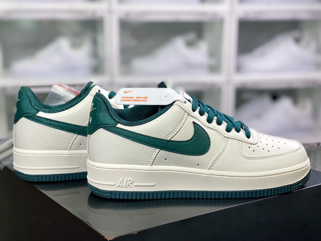 240 Air Force 1 Low”MORE THAN____”空军一号低帮经典百搭休闲运动板鞋PO3699-807