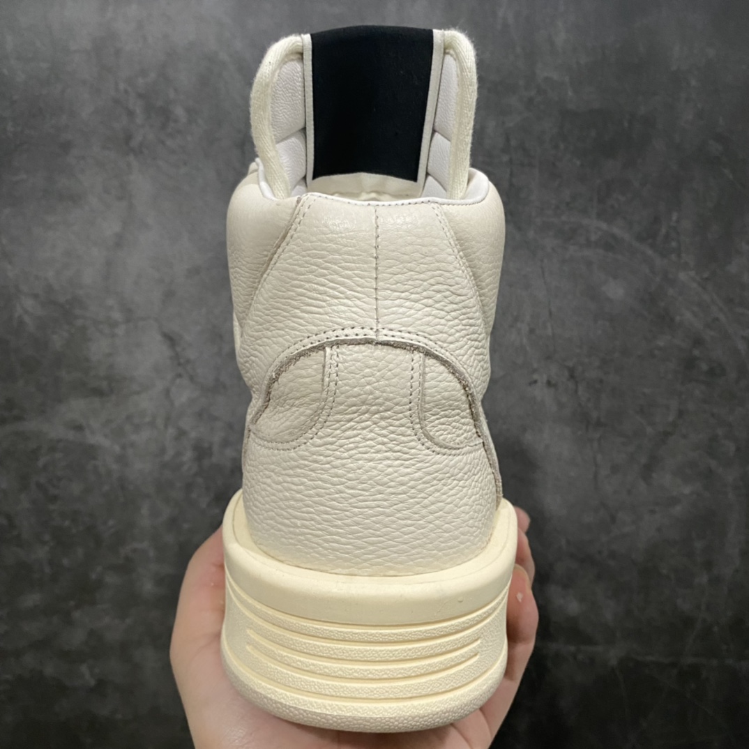 图片[4]-Rick Owens支线品牌DRKSHDW x Converse TURBODRK Chuck 70 Mid TURBOWPN\”Black Cloud Cream\”RO摩登厚底系列中帮松糕真皮休闲运动板鞋 以 80 年代的经典篮球鞋 Weapon 为灵感，带来新诠释，超厚鞋底、高帮鞋身以及夸张的鞋舌设计都充满 Rick Owens 式的美学 尺码：36/44-选品中心