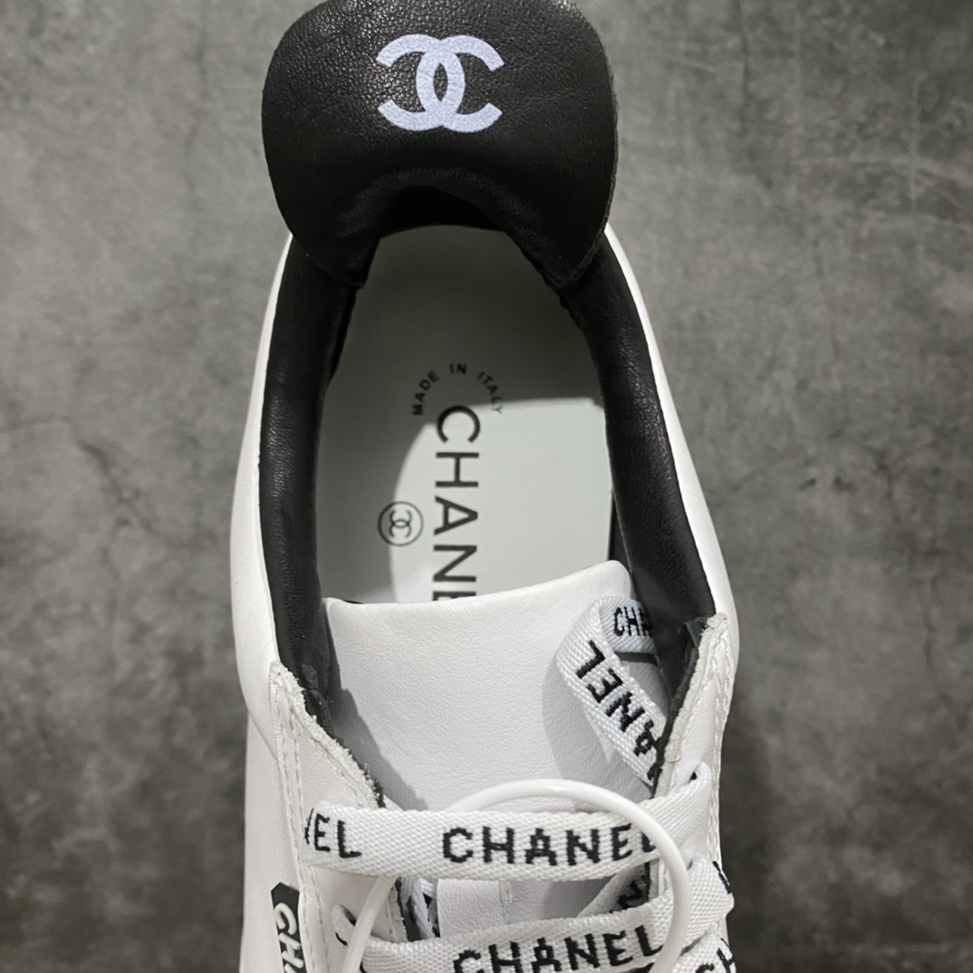 图片[8]-广东高定版Chanel经典板鞋 面料采用进口牛皮，羊皮内里。羊皮垫脚 双C用双层羊皮对贴，全针织LOGO鞋带。 高度还原原鞋 男女情侣经典鞋款 尺码：35-44-选品中心