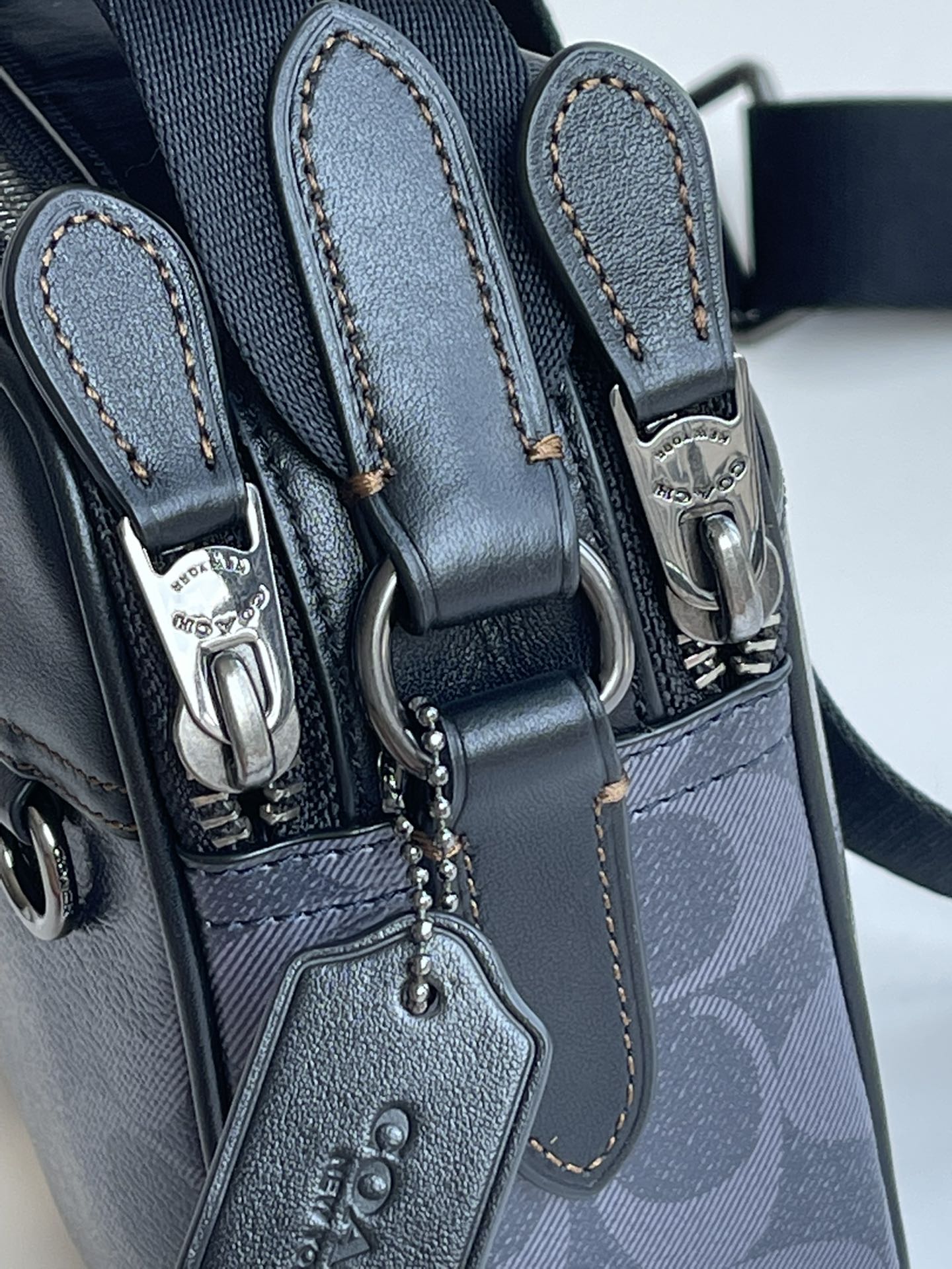 Coach ～纯原 COACH C9965蔻驰 2022新款相机包 COACH 蔻驰 男士双拉链单肩背斜挎包