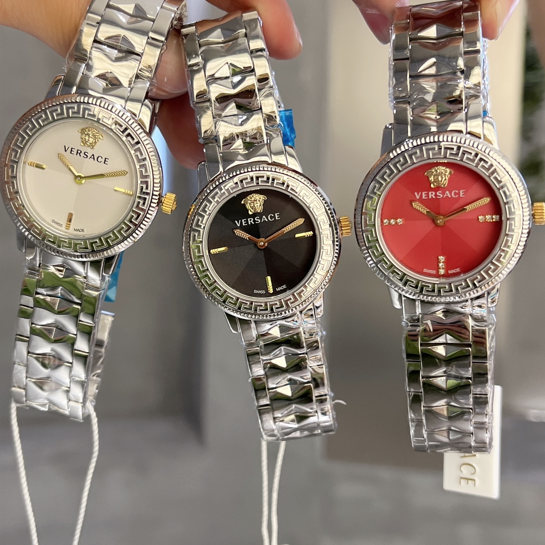 V-TRIBUTE Series 36mm Watch with Medusa Embossing and Greek Design Elements - 图片 6