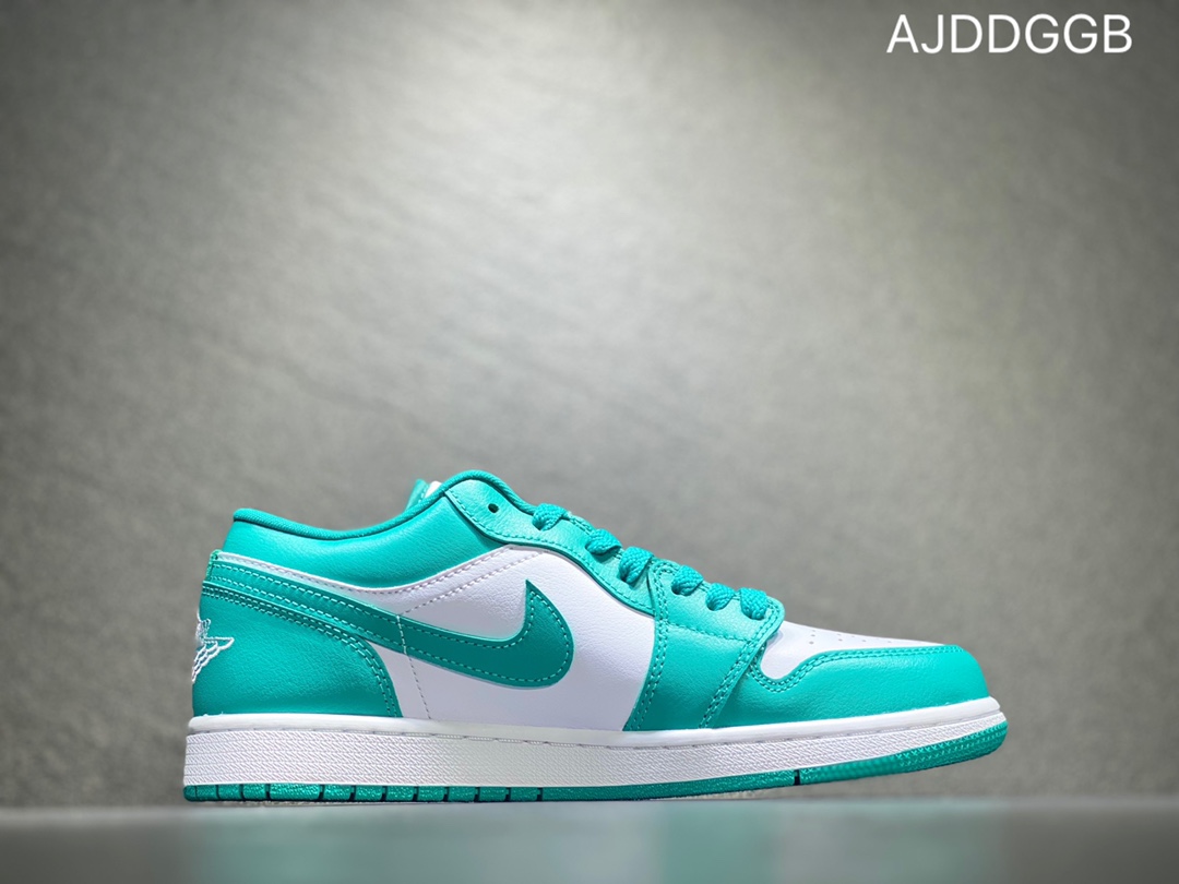 240 Air Jordan 1 Low AJ1 乔1低帮篮球鞋  DC0774-132