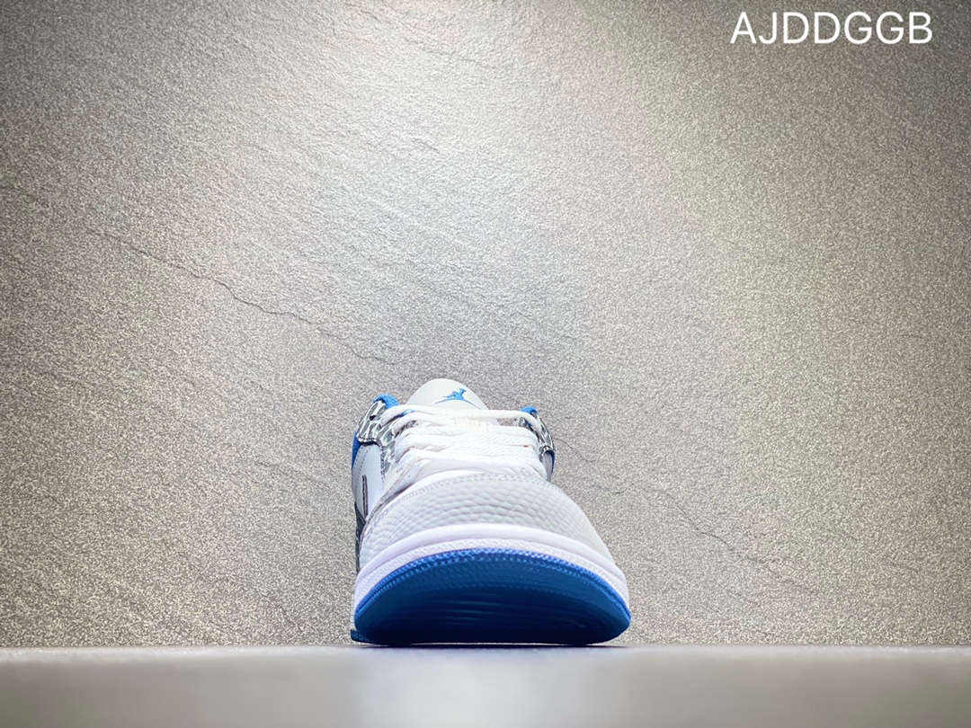 240 Air Jordan 1 Low AJ1 乔1低帮篮球鞋  DM1199-140