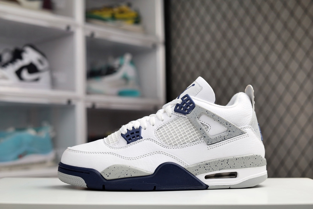 K0 纯原版本 Air Jordan 4 Retro“Midnight Navy” 午夜蓝配色 纯原大厂出品原盒原配 独家配原鞋拆解开发原楦原纸板开发 全市场最纯正四代版型原底真实气垫 回弹反馈充足完美鞋楦打造 市面最高工艺 一切细节如图实拍，所见所得