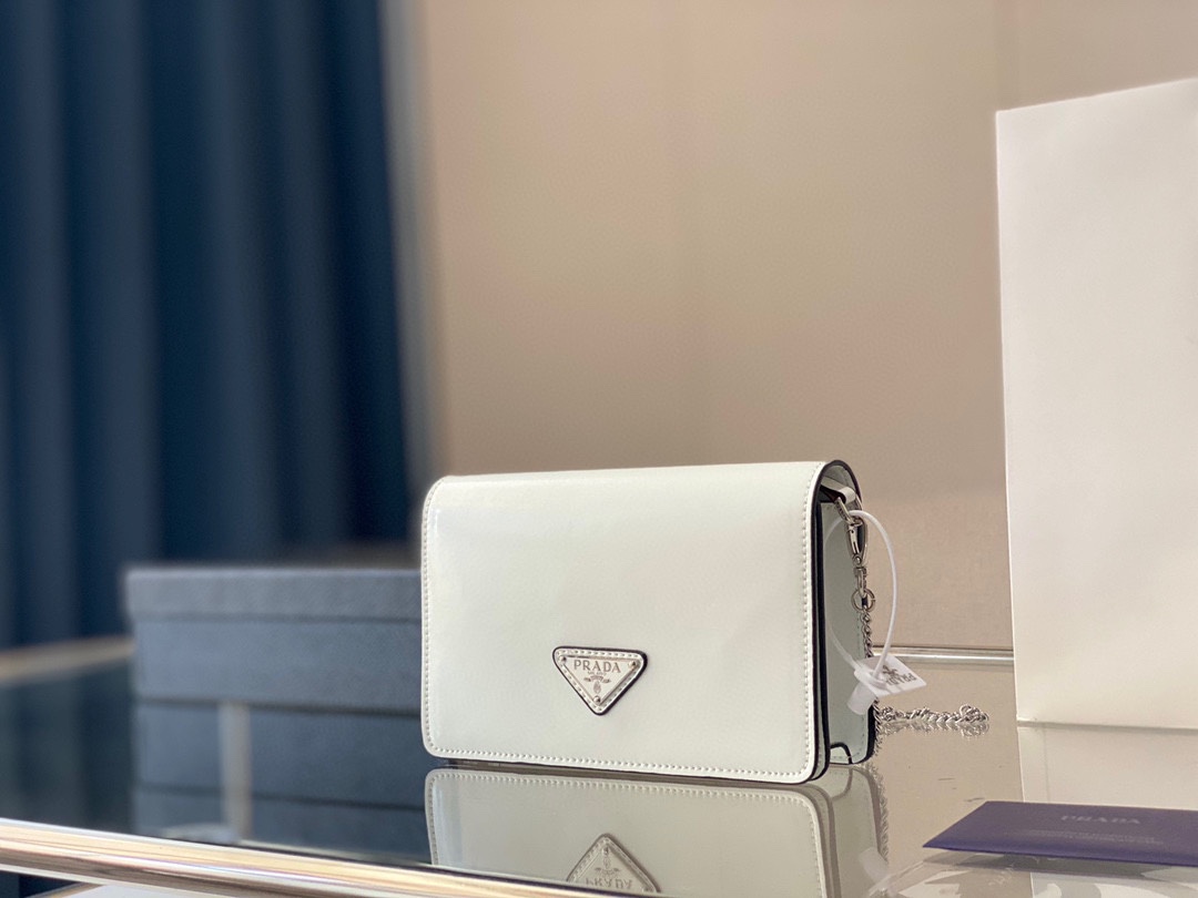 J0  俘获了不少少女的芳心 同时也是全球达人的百搭单品超赞可谓是人人都想拥有只 新品必备款 妹子抓紧入手这只 推荐自留 手提/斜挎/单肩 时尚精/洋气女神街拍首选 尺寸 19 12″},”digital_watermark”:1.1097765042864e+16,”normal”:true,”old_share_time”:”