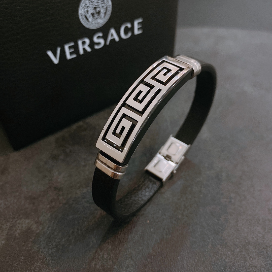 Versace Jewelry Bracelet Set With Diamonds Cowhide