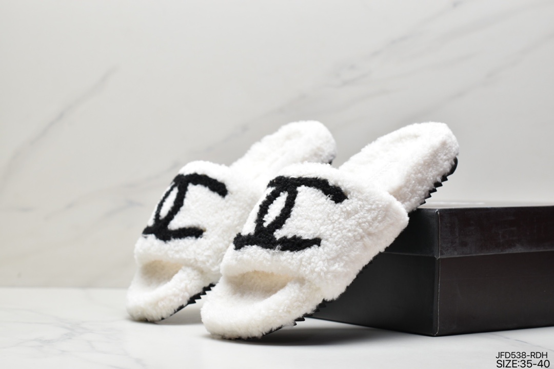 High luxury brand Balenciaga Kedong new favorite fur slippers