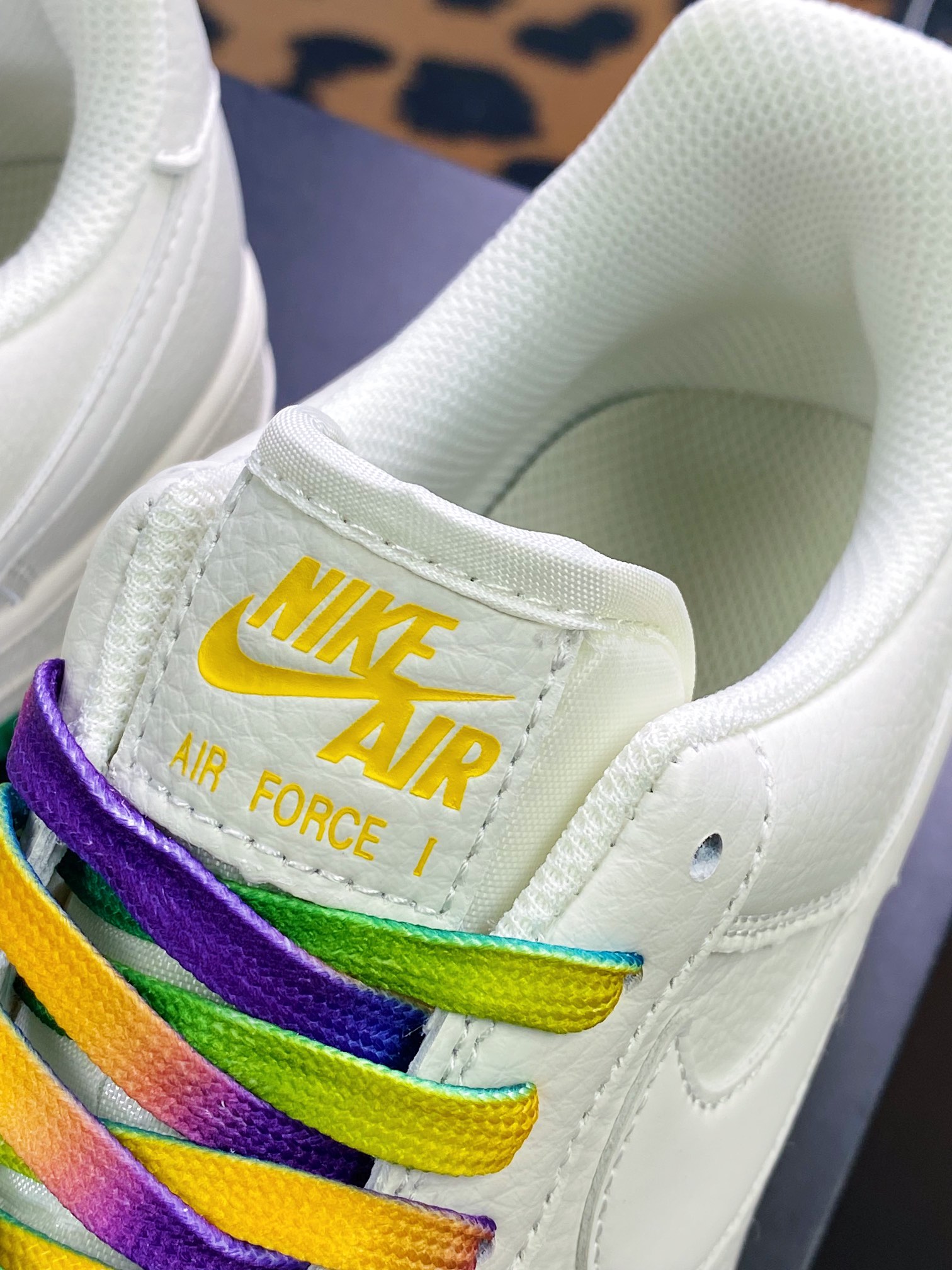 200 Air Force 1Low '07 LV8”NOLA”空军一号低帮经典板鞋“新奥尔良鹈鹕队白紫绿”TF8896-303