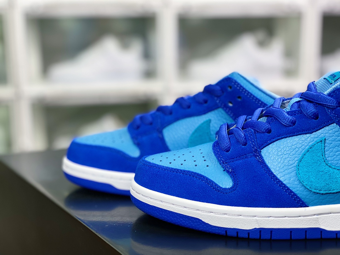 220 耐克 SB Dunk Low”Blue Raspberry”扣篮系列低帮休闲运动滑板板鞋“蓝树莓”DM0807-400