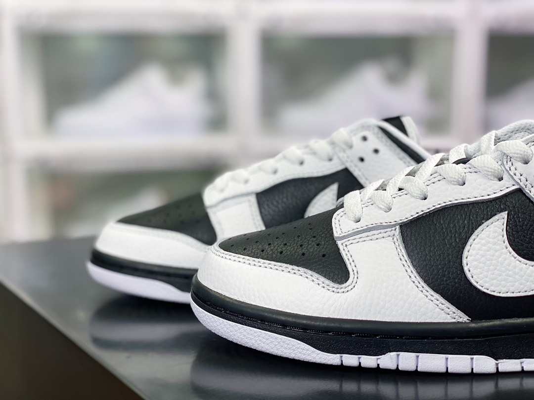 300 耐克 WMNS SB Dunk Low”White/Black”扣篮系列低帮休闲运动滑板板鞋“皮革白黑钩子”DD1503-113