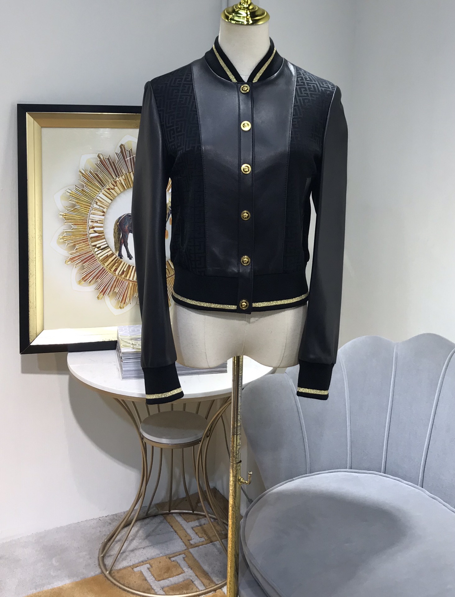 NO:932888,Clearance price, VER gold buckle imported lambskin baseball jacket!  Size 36/2, bust 96cm, special price, no return, no exchange, no free shipping, jackets & coats, sheepskin,19860909清库价,VER 金扣进口小羊皮棒球服外套！码数36/2 胸围96cm,特价 不退不换不包邮,jackets & coats,sheepskin,,Women's clothing