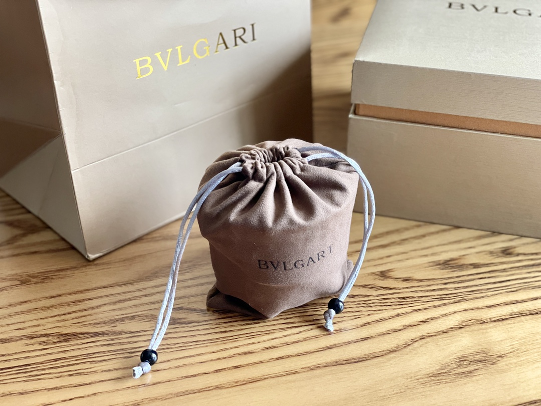 Equipped with storage bagConvenient to carry when traveling - Lifestyle 2