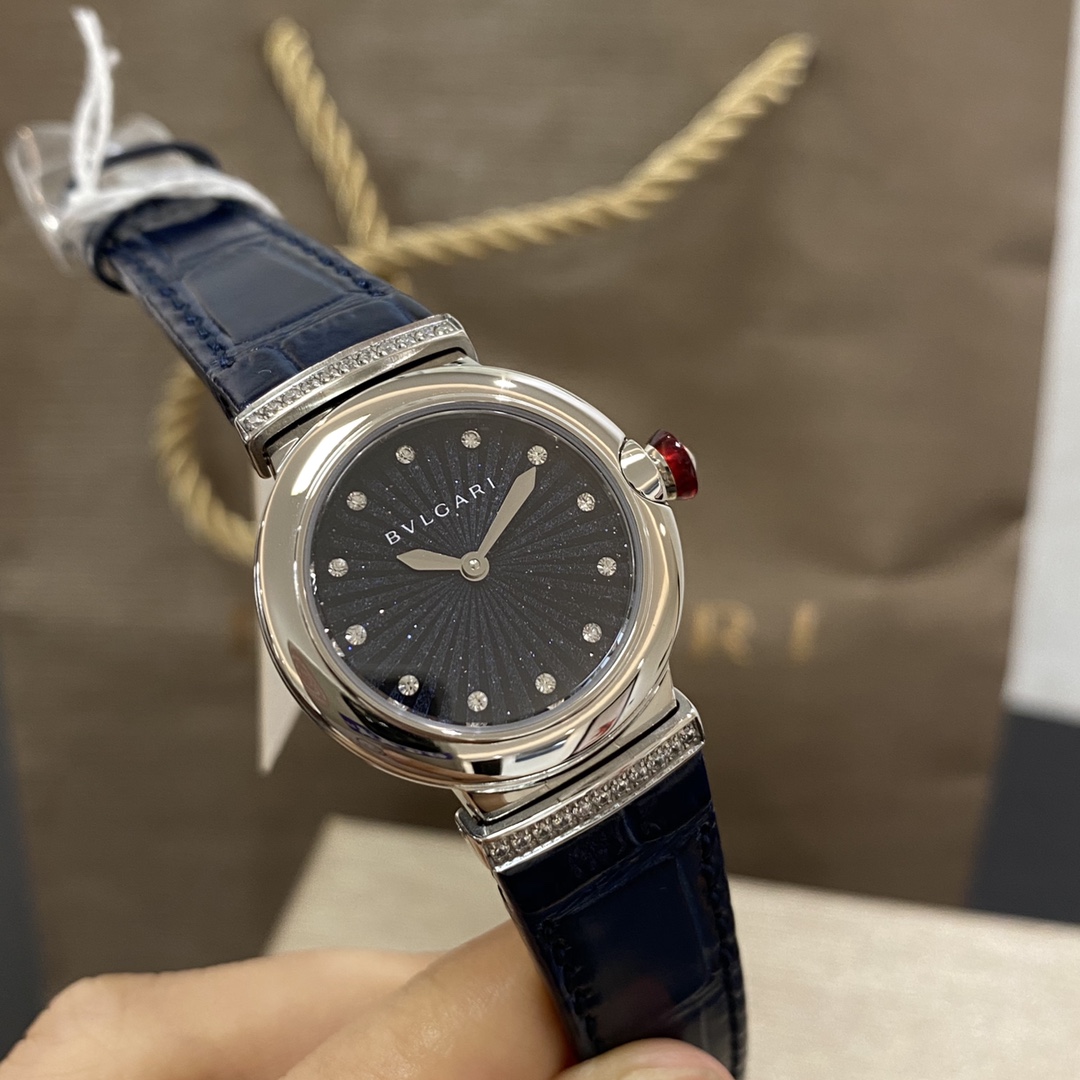 Luxurious Bogarly Jewelry Brand Launches Ms. DIVAS ‘DREAM’ Study Watch with Gator Skin and Sapphire Glass. - 图片 4