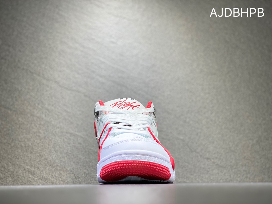 220 Air Flight Legacy 白红 将经典Air Jordan 3和Air Jordan 4元素融为一体819665-100