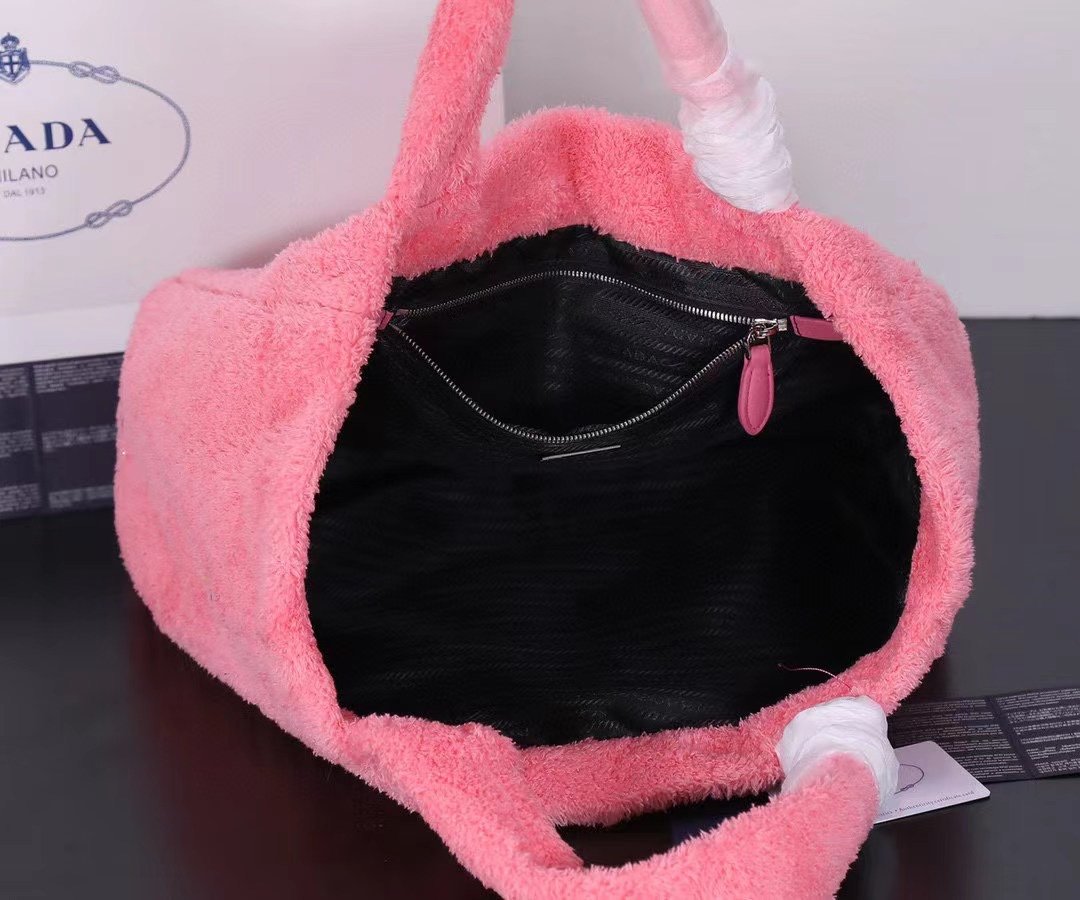 现货粉色毛巾手拎包细节型号1005P