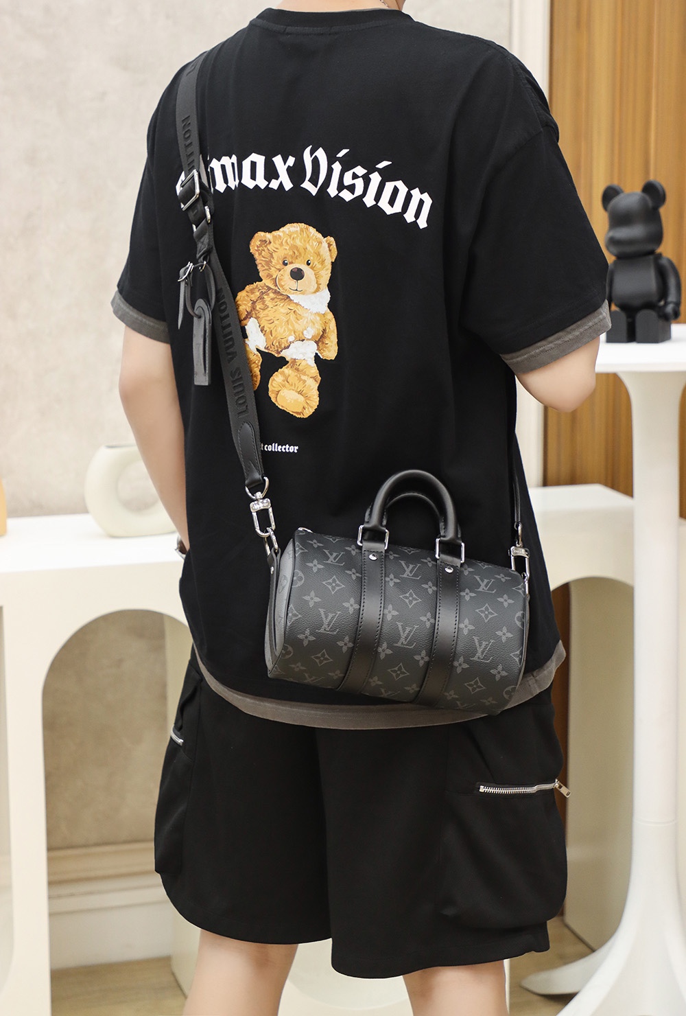 𝐊𝐞𝐞𝐩𝐚𝐥𝐥 𝐂𝐢𝐭𝐲𝟐𝟓 #M46271# 免税版 
▪️上身图 供参考▪️
可通勤可休闲，潮男必备品！
