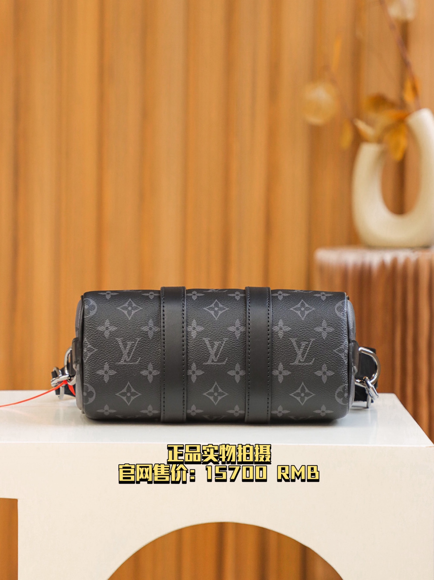 𝐊𝐞𝐞𝐩𝐚𝐥𝐥 𝐂𝐢𝐭𝐲𝟐𝟓 #M46271# 免税版 
▪️正品实物拍摄▪️
官网售价：𝟏𝟓𝟕𝟎𝟎 𝐑𝐌𝐁