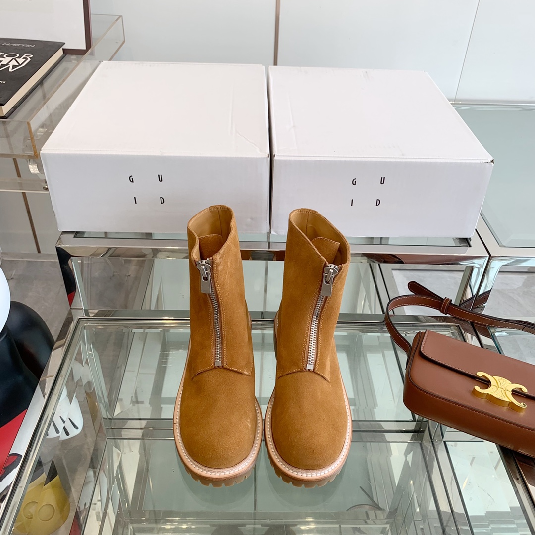 “800 Giidi New Short Boots: Instantly Growing Beautiful Grass Design, Size 35-40”