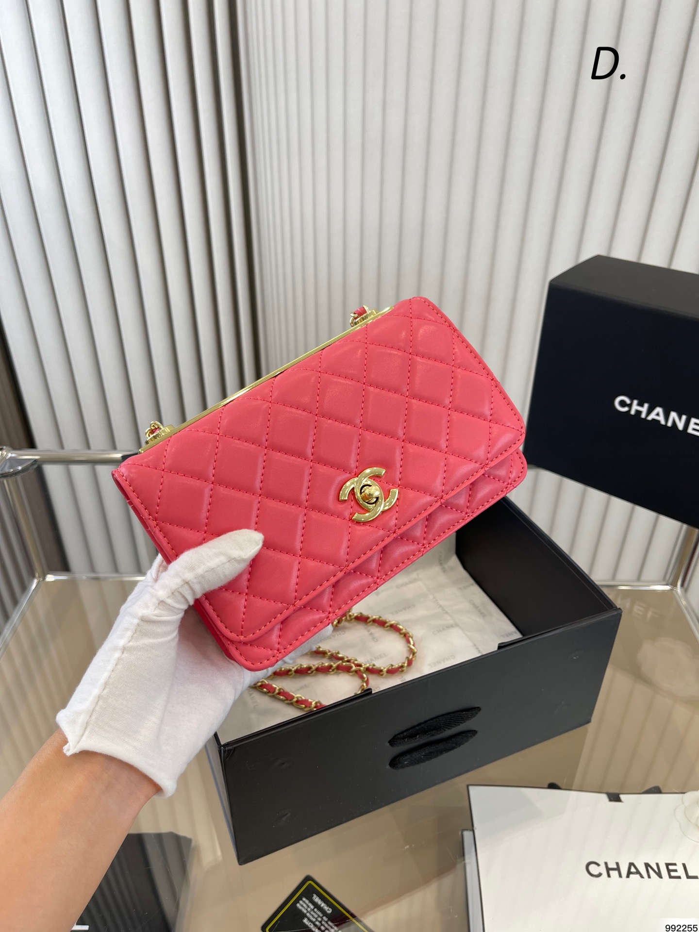 J5 色 香奈儿WOC 发财包 Chanel Trendy cc woc 美貌 便携 重量轻 低调 奢华 优雅 时尚 非常百搭有气质 真是可盐可甜 又A又飒 尺寸19 12″},”digital_watermark”:1.1107976479654e+16,”normal”:true,”title”:”色 香奈儿WOC 发财包 Chanel Trendy cc woc 美貌 便携 重量轻 低调 奢华 优雅 时尚 非常百搭有气质 真是可盐可甜 又A又飒 尺寸19 12