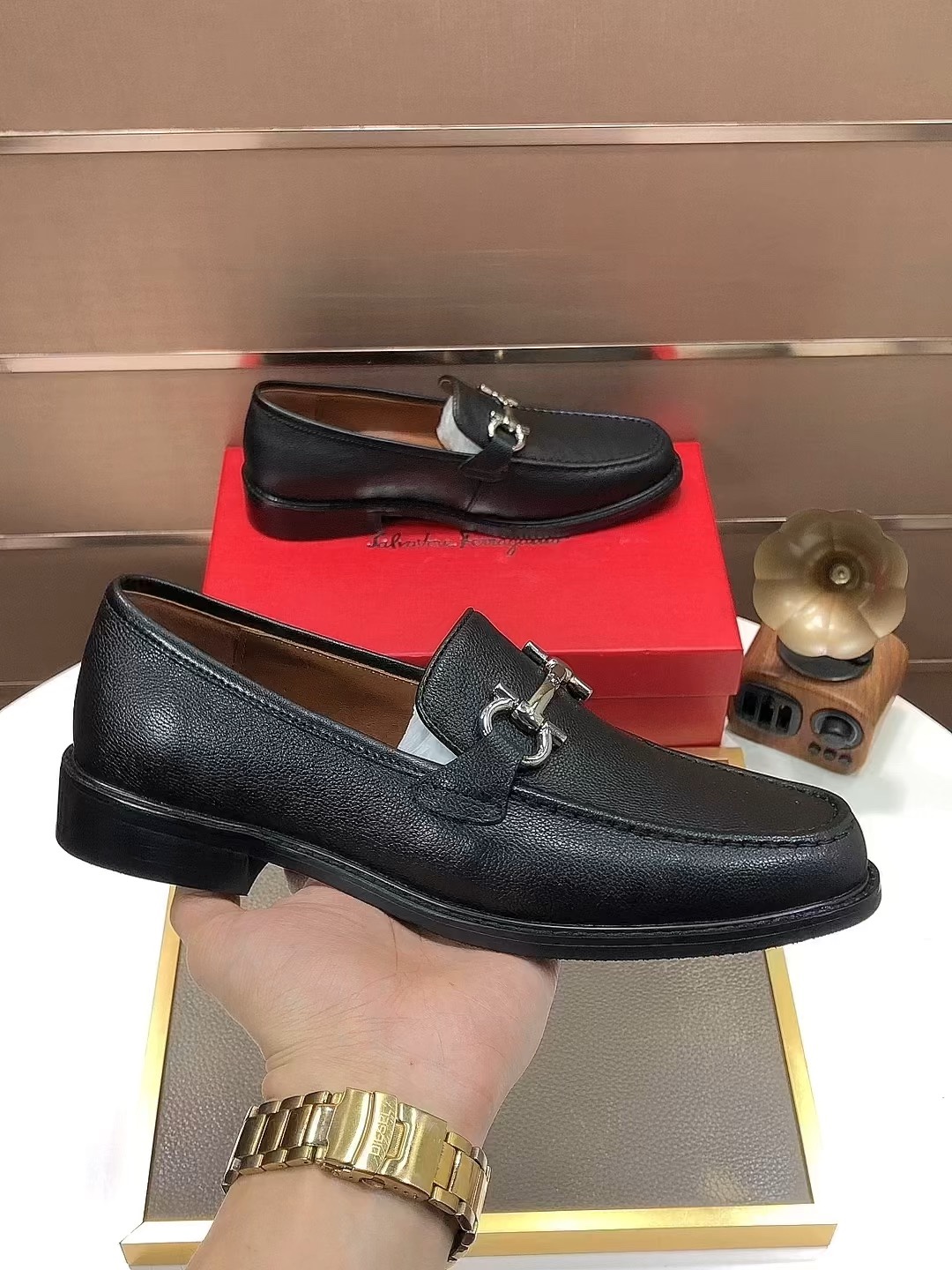 J0 Ferragamo 菲拉格幕  原版进口开边上乘牛皮+进口羊里+原版奢华金属扣+原版组合大底 对比无压力 38–44