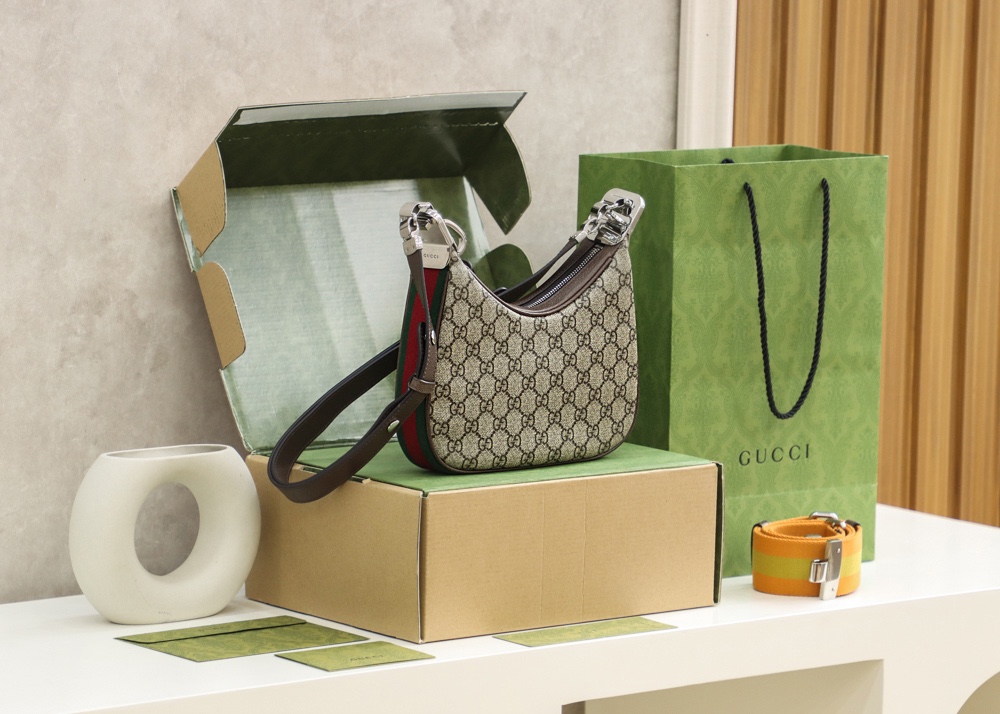 Gucci Attache small shoulder bag 699409 96GRN 4091