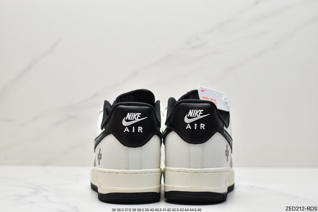 260 官方爆款定制 PS5电玩主题Nike Air Force 1 Low’07 黑涂鸦空军一号低帮休闲板鞋 CW2288-222