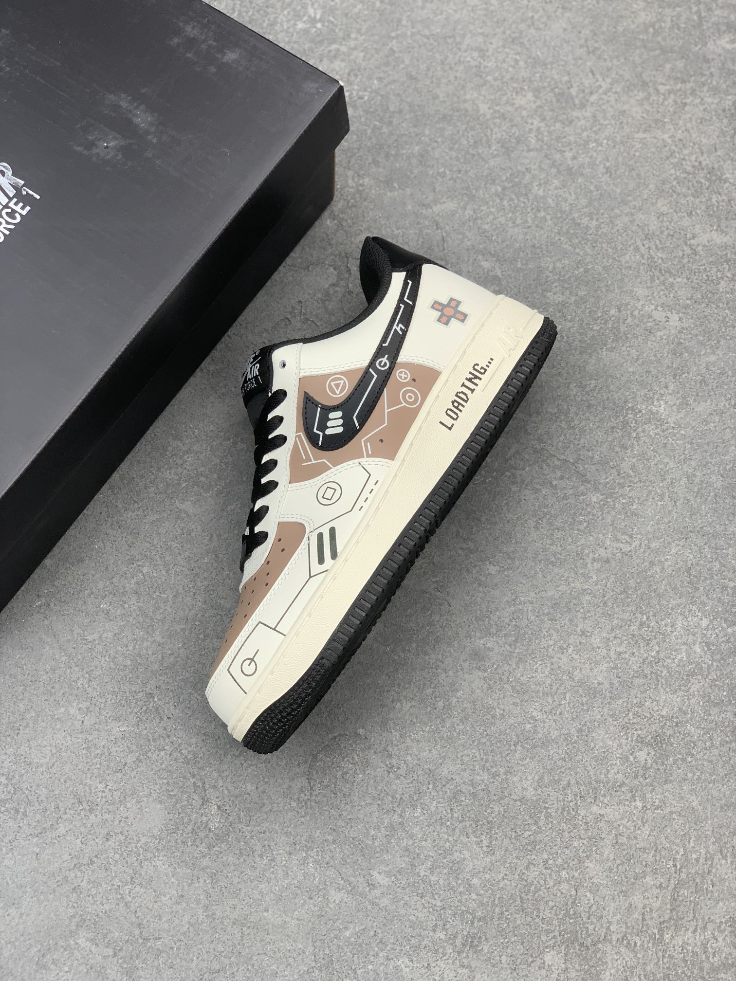 Nike Air Force 1 Low '07 PS5 Custom Brown Leather Sneakers CW2288-222 8 i1662571597 5005 6