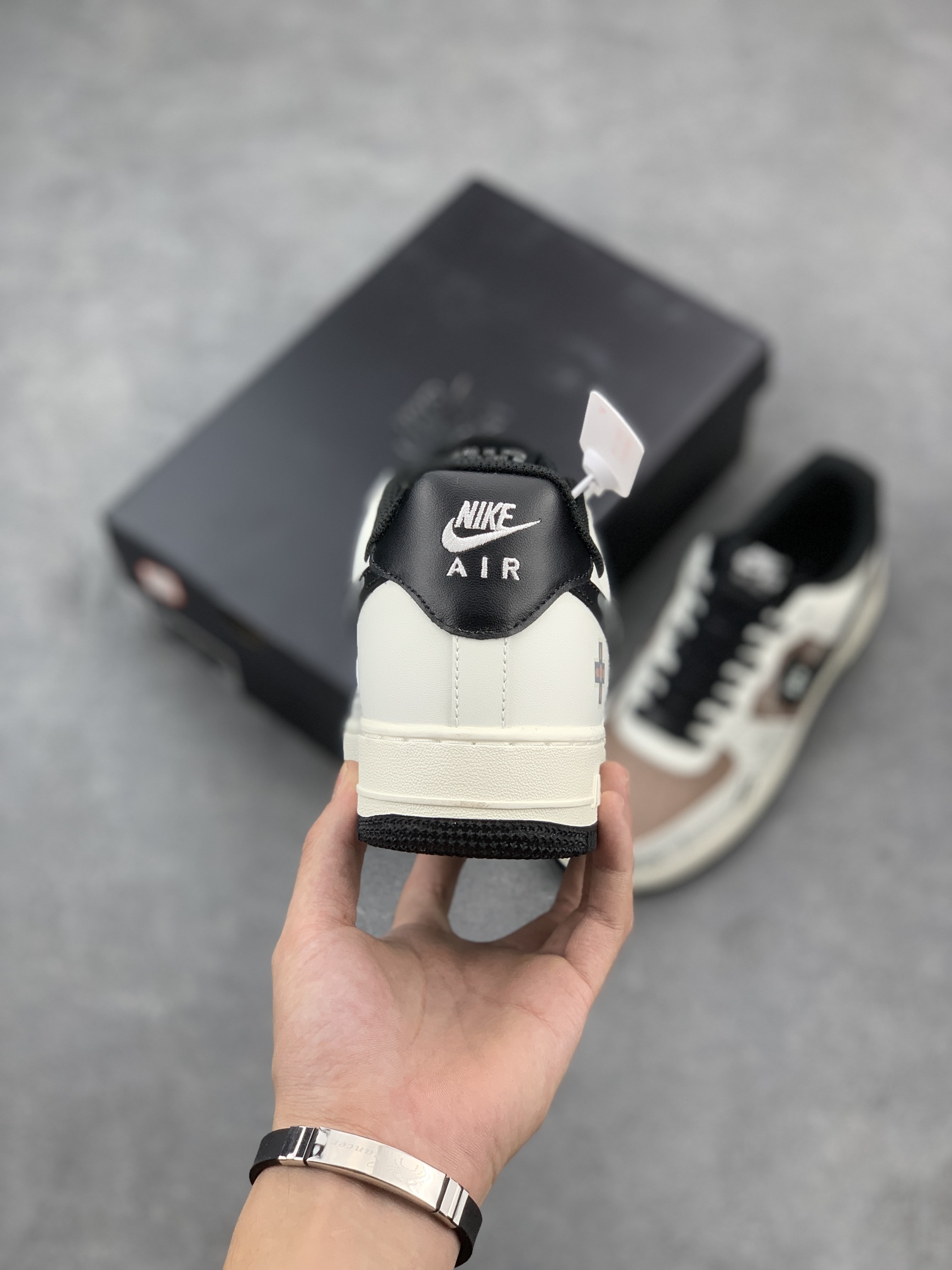 Nike Air Force 1 Low '07 PS5 Custom Brown Leather Sneakers CW2288-222 5 i1662571597 7219 3