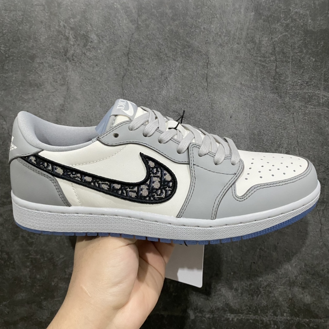 PK版本AJ1大迪奥低帮 品质细节在线,正确原厂皮料无色差 全新水晶大底无氧化,配件齐全,原盒布盒 尺码:36-47.5-选品中心