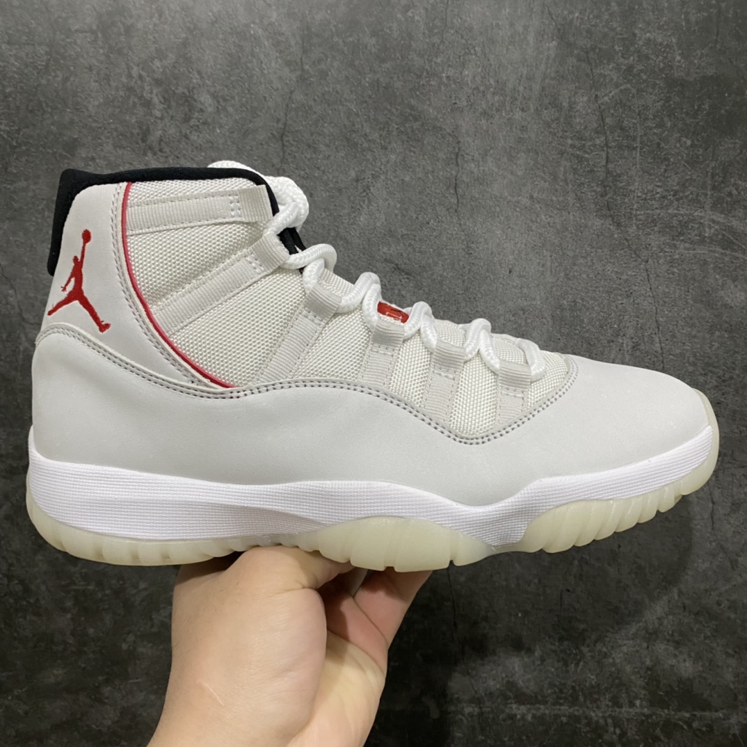 外贸纯原Air Jordan AJ11 兔八哥高帮 378037-016 新货无氧化 原楦原档案数据开模打造 原厂中底拉帮钢印 原厂漆皮 防冻不开裂 头层皮料 原装鞋撑 水晶大底正确色度色泽 原楦原数据刺绣 原厂车缝走线及对位 毫厘不差 飞人logo采用原数据电脑刺绣 原装正品碳纤维真实碳板 增强抗扭 原内标 原盒标 正确官方原盒 原厂防氧化水晶外底 原厂配套厂全掌solo气垫 尺码：40 40.5 41 42 42.5 43 44 44.5 45 46 47.5-选品中心