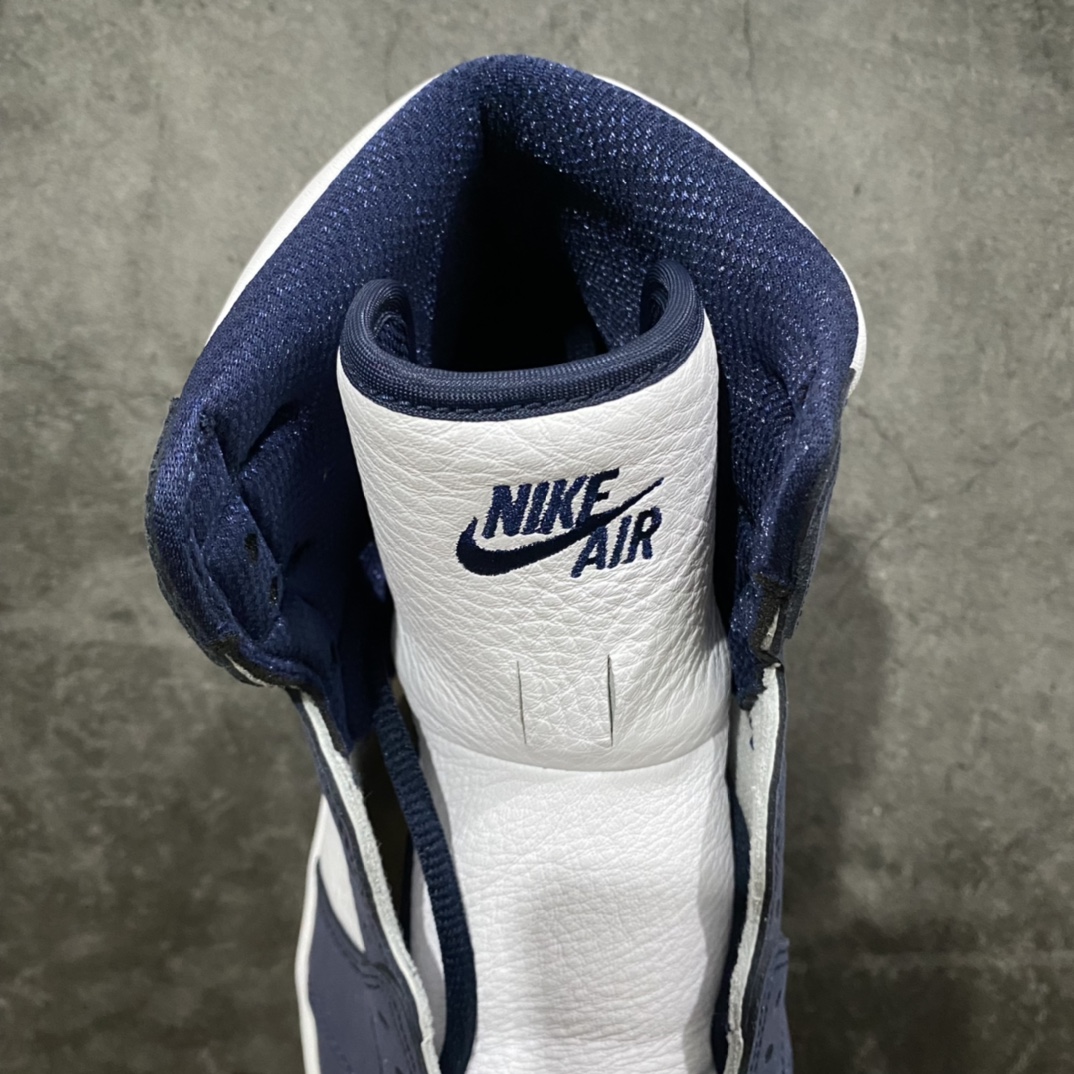 图片[8]-莞产纯原AJ1午夜蓝男鞋 全码补货 男码实拍如图 注意男鞋皮料为磨砂皮和超软头层荔枝皮 鞋盒为银色鞋盒 品质细节不用太多文案描述 看实拍就好 最好的货 放心入手 男鞋尺码：40-47.5-选品中心