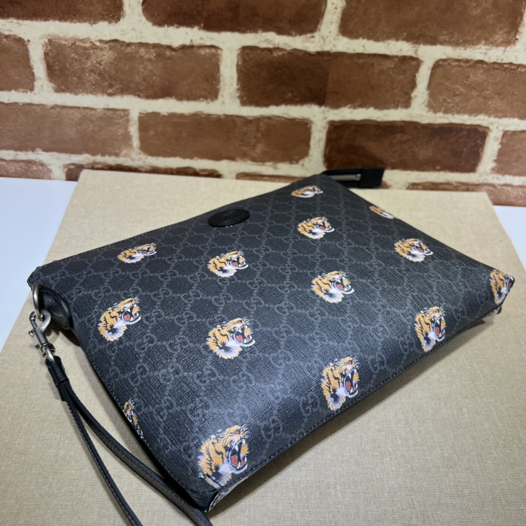 GUCCI古驰GG 老虎印花手拿包709057