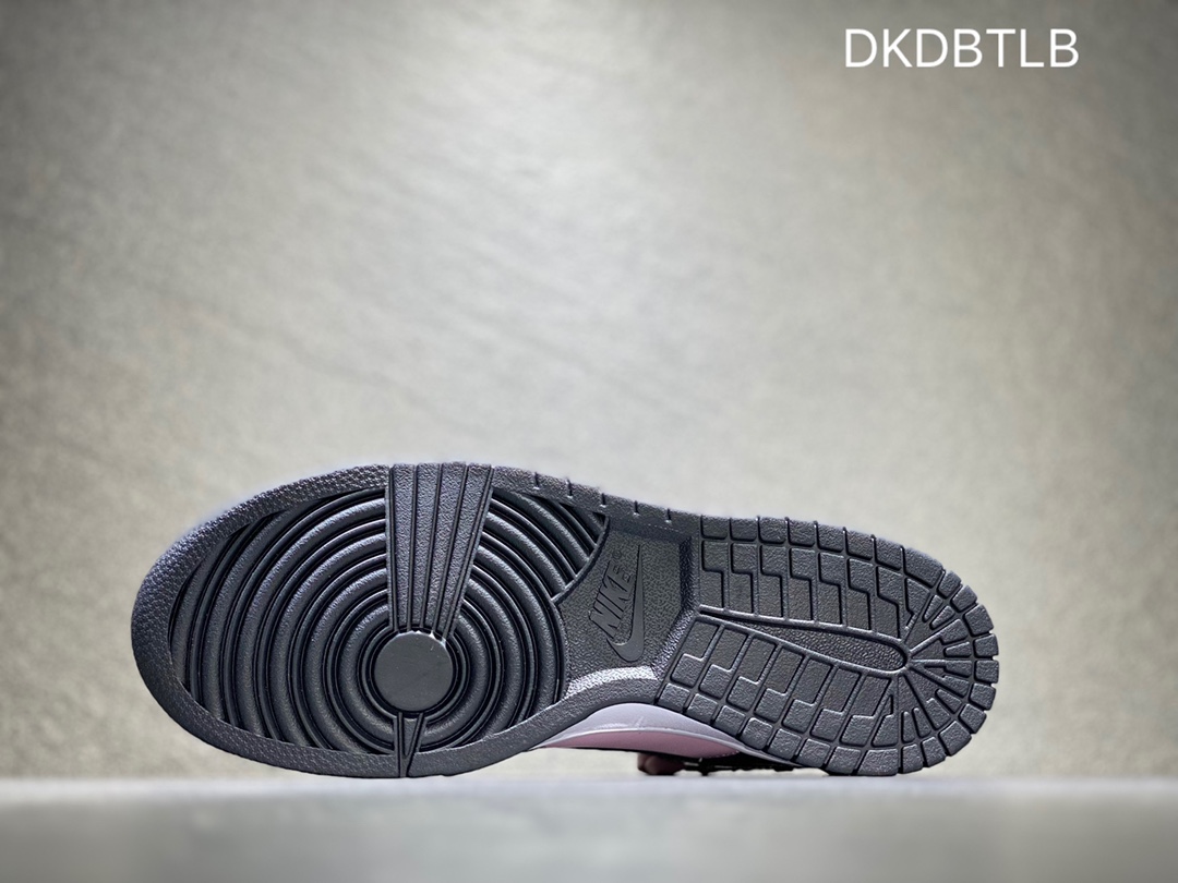 220 Nike Dunk Low SB 低帮滑板鞋 DJ9955-600