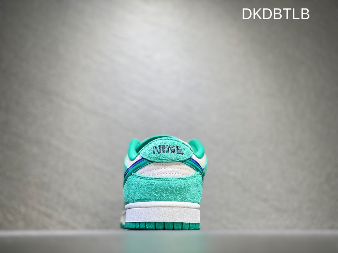 220 Nike Dunk Low SB 低帮滑板鞋 DO9457-101