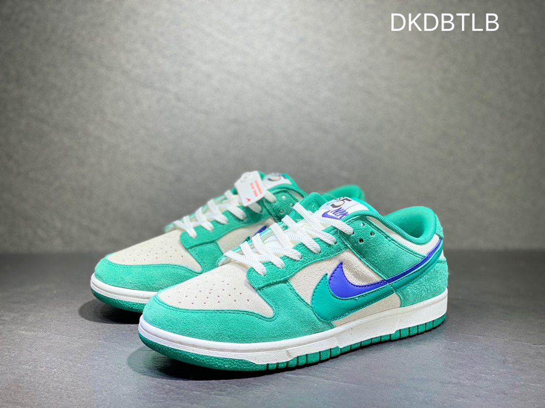 220 Nike Dunk Low SB 低帮滑板鞋 DO9457-101