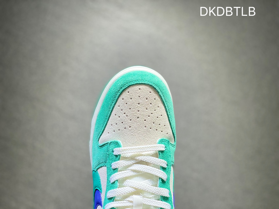220 Nike Dunk Low SB 低帮滑板鞋 DO9457-101